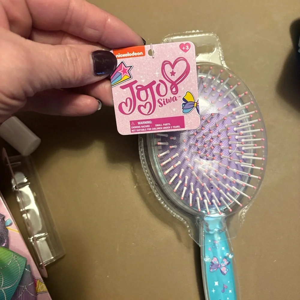 JoJo Siwa Blue Hairbrush with Pink Heart Accents